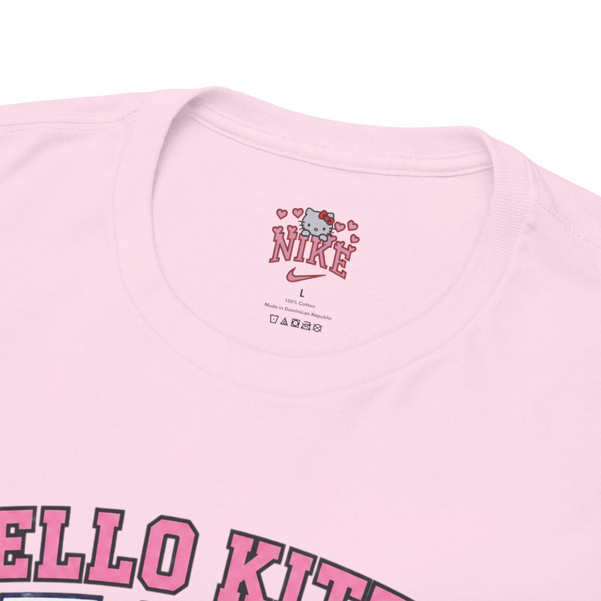 Hello Kitty USA World Cup T-Shirt – Cute Soccer Fan Graphic Tee, Cartoon Football Lover Shirt, Kawaii Sports Fashion Unisex.