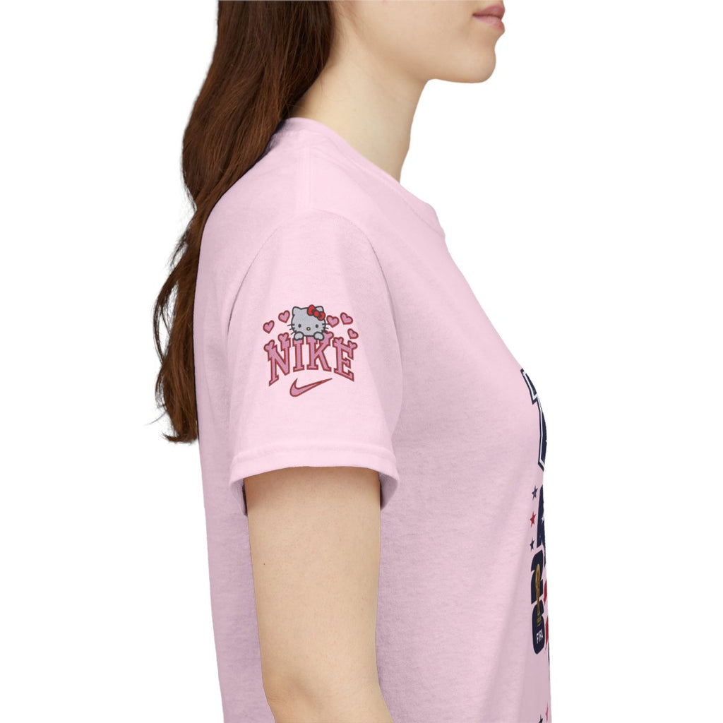 Hello Kitty USA World Cup T-Shirt – Cute Soccer Fan Graphic Tee, Cartoon Football Lover Shirt, Kawaii Sports Fashion Unisex.