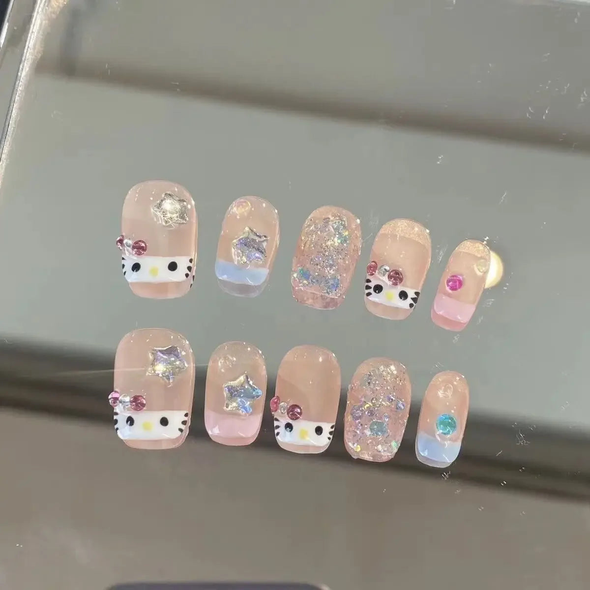 Hello Kitty Press-On Nails –  Cat Eye Shiny Wearable Nail Set – Reusable Handmade Cartoon Nail Art for Women