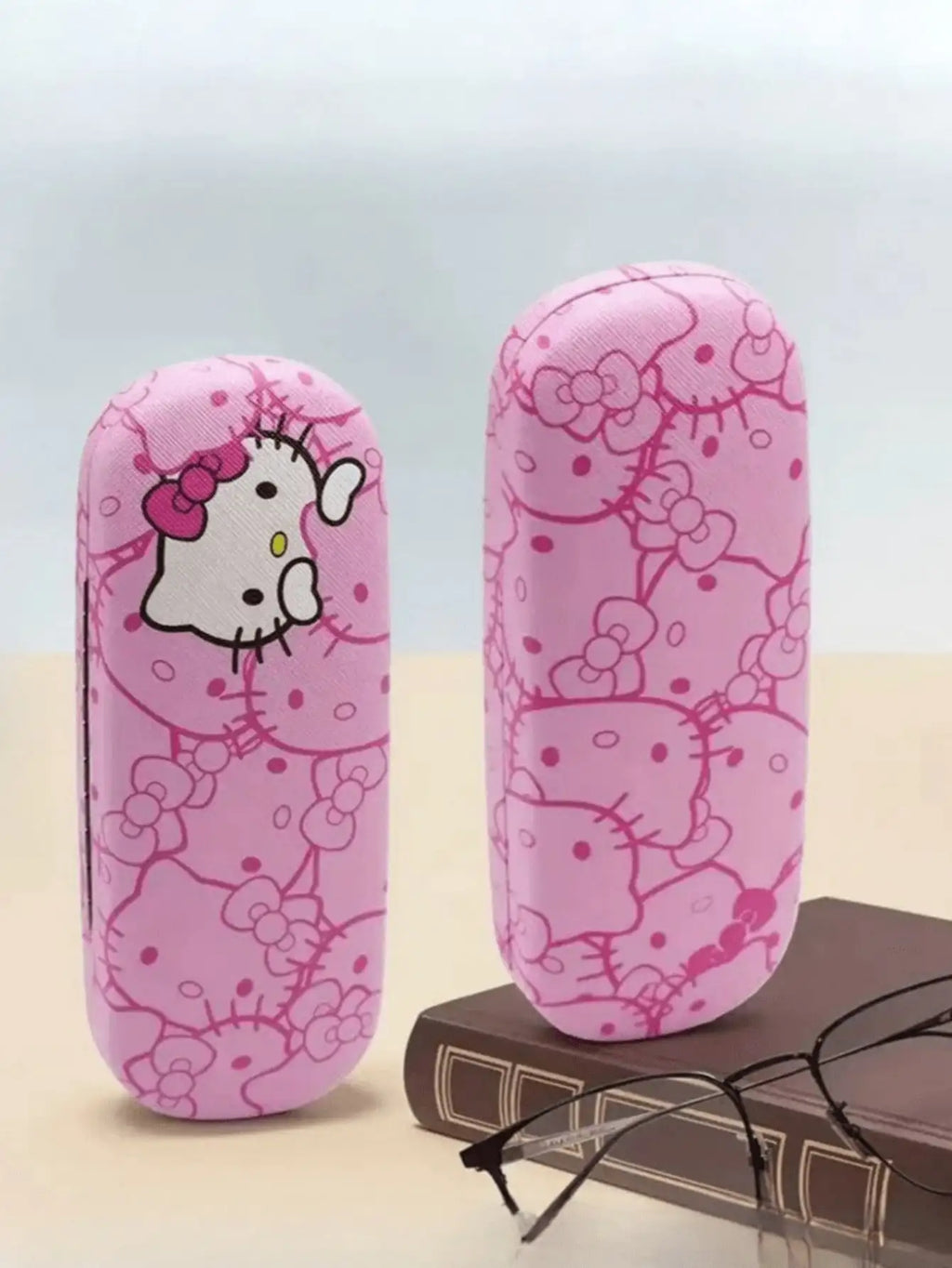 3pcs Hello Kittys glasses case and cloth Pink cat head design Soft microfiber Used to clean and put  glasses, mobile phones