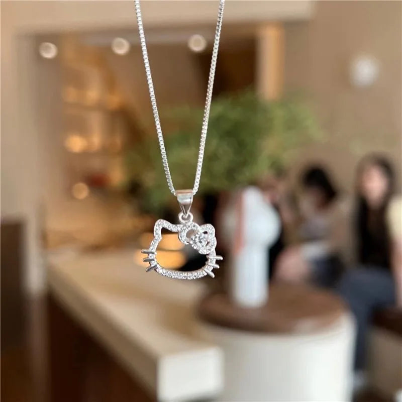 Hello Kitty Clavicle Necklace – Kawaii Sanrio Pendant Chain for Women, Elegant Everyday Jewelry Gift