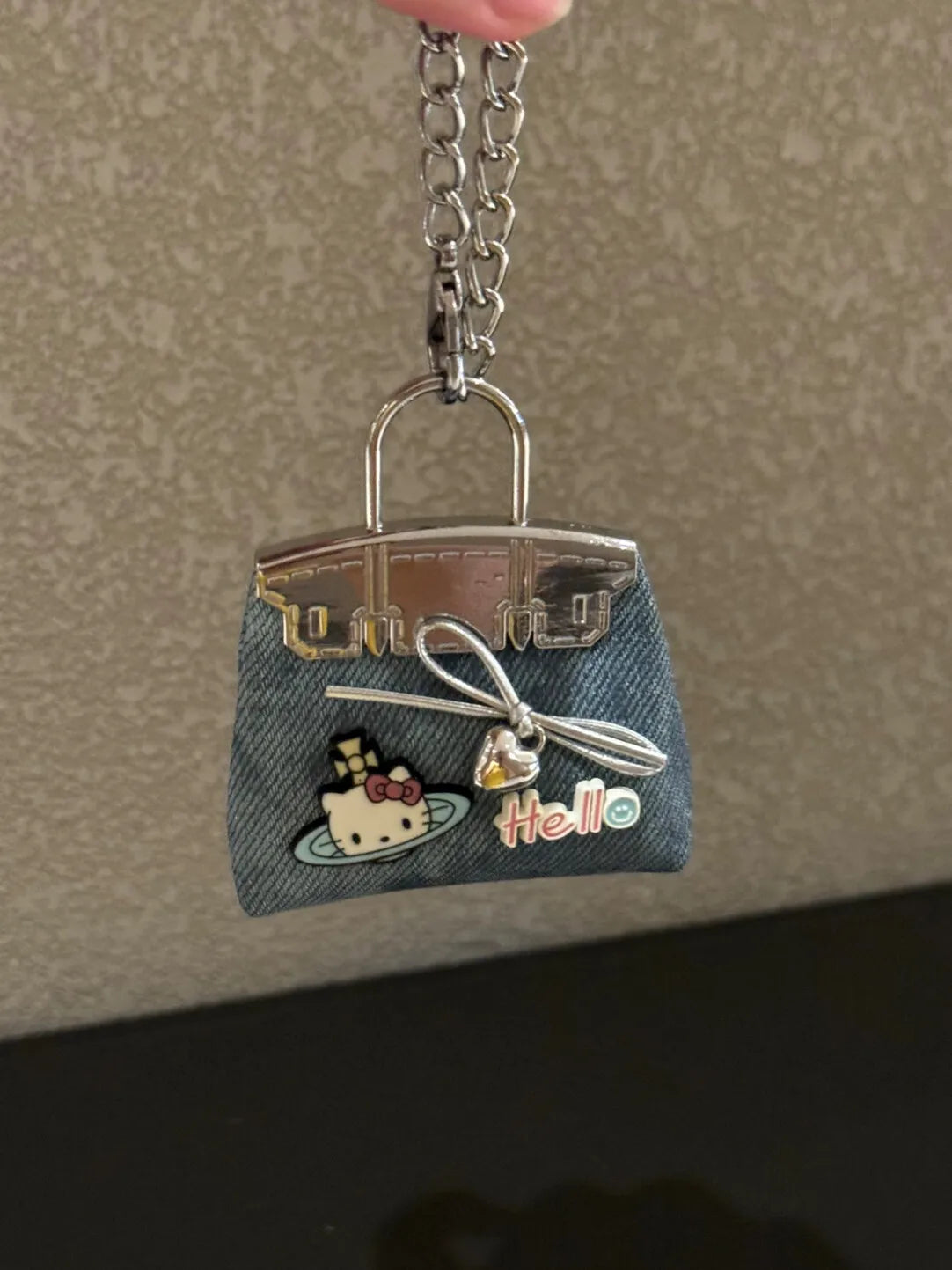 Hello Kitty Pendant Bag Charm – Cute Metal Keychain Accessory with Fashion Chain for Bags & Keys
