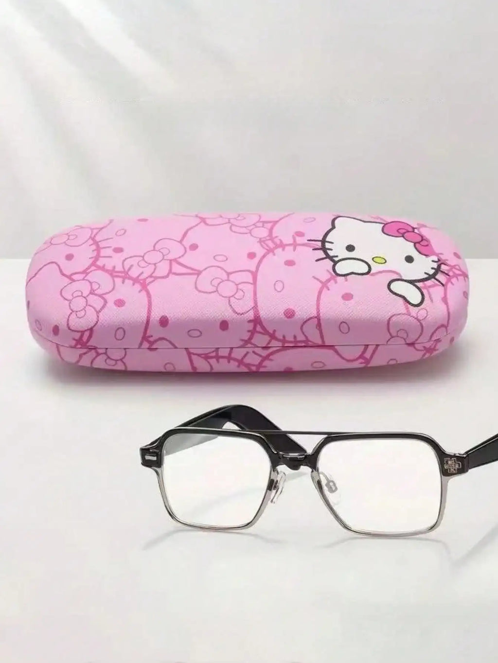3pcs Hello Kittys glasses case and cloth Pink cat head design Soft microfiber Used to clean and put  glasses, mobile phones