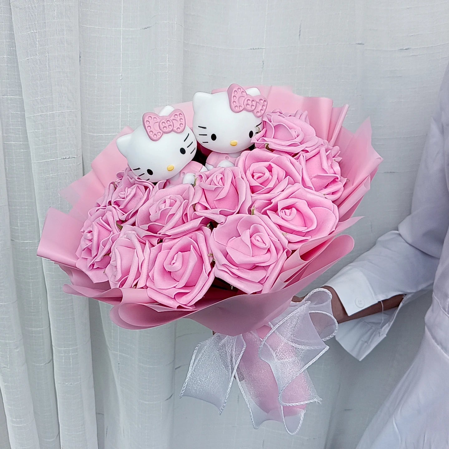 Hello Kitty Cartoon Plush Bouquet – Rose Flower Doll Arrangement for Home Decor & Gift (Valentine’s, Christmas & Wedding)