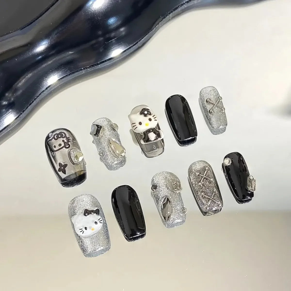 Hello Kitty Press-On Nails –  Cat Eye Shiny Wearable Nail Set – Reusable Handmade Cartoon Nail Art for Women