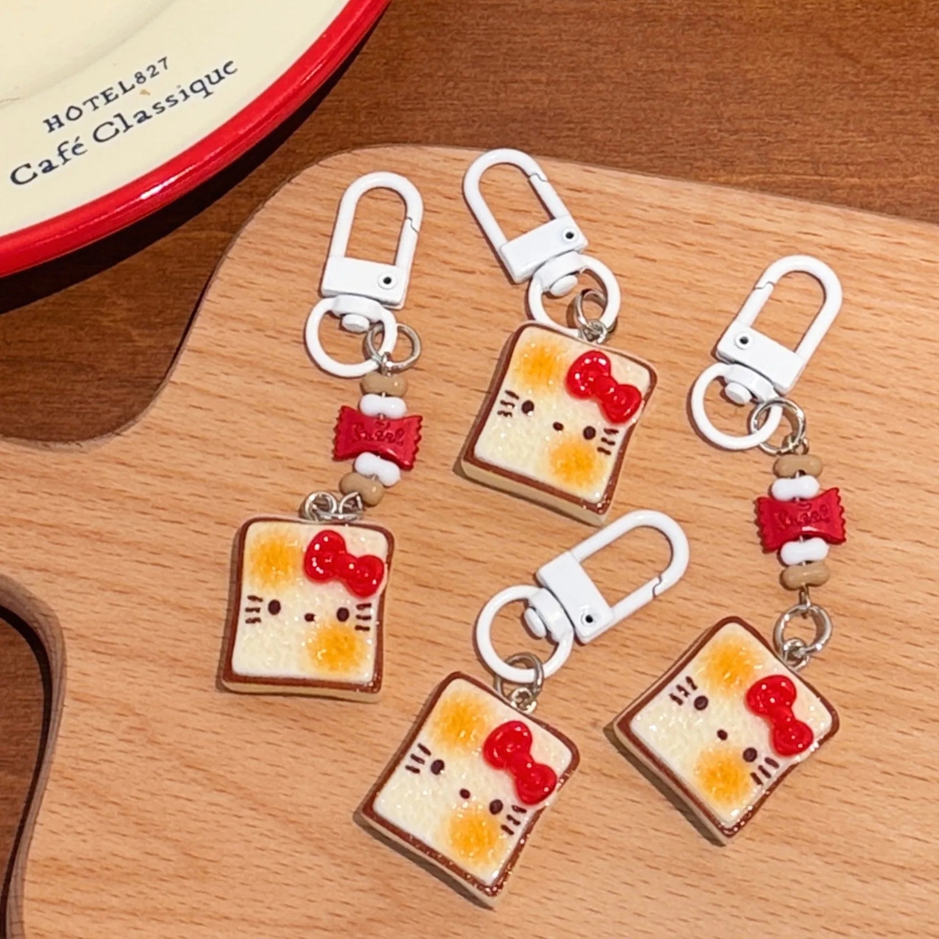 Hot Cute and Creative Toast-Shaped Cat Keychain Pendant Backpack Decoration Small Hanging Ornament Cat Keychain @